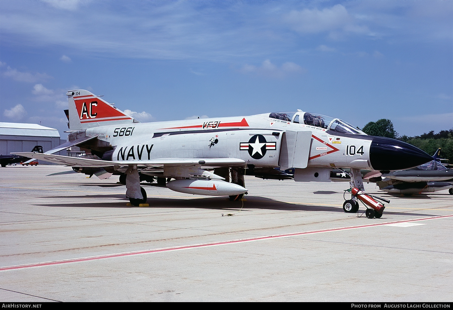 Aircraft Photo of 155861 / 5861 | McDonnell F-4J Phantom II | USA - Navy | AirHistory.net #629024