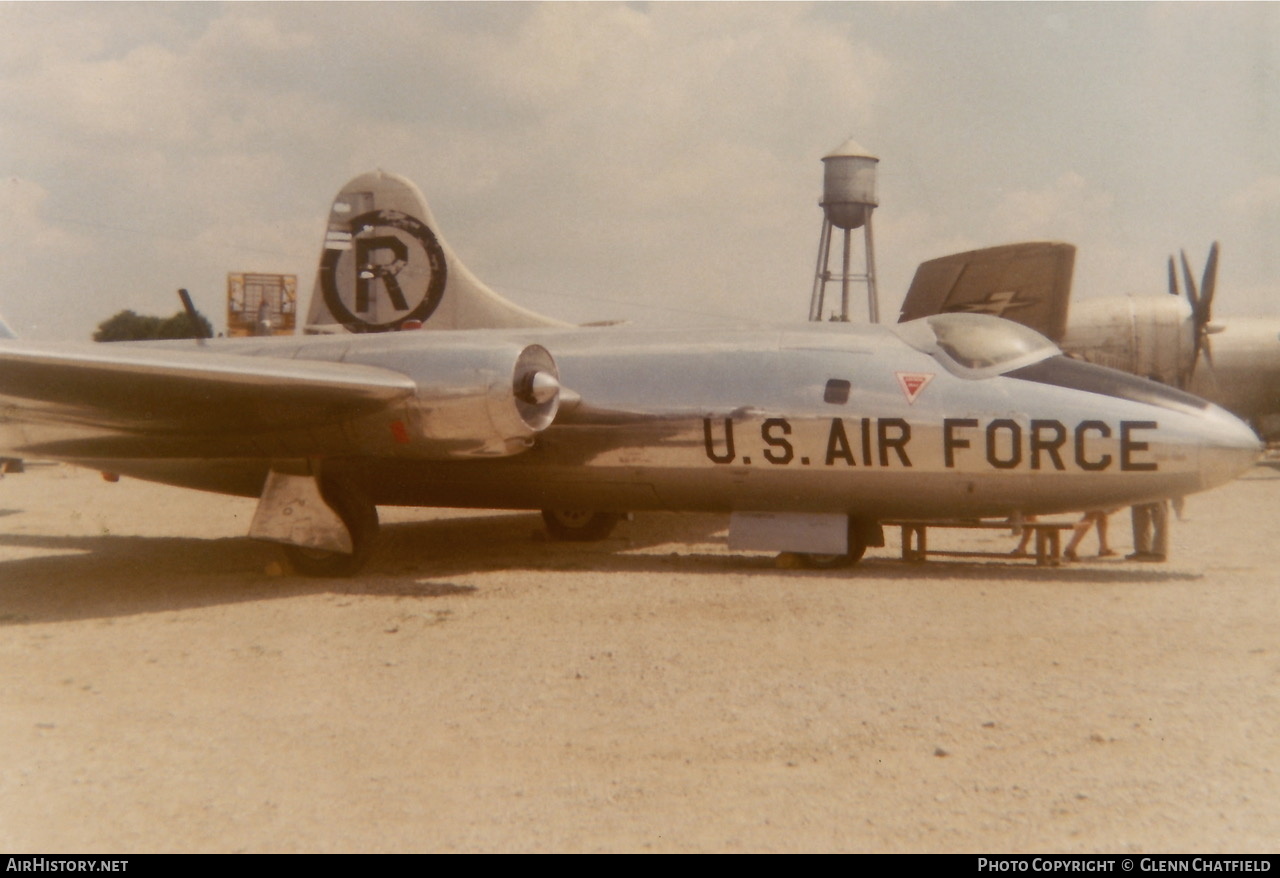 Aircraft Photo of 52-1492 / 21492 | Martin RB-57A Canberra | USA - Air Force | AirHistory.net #629085