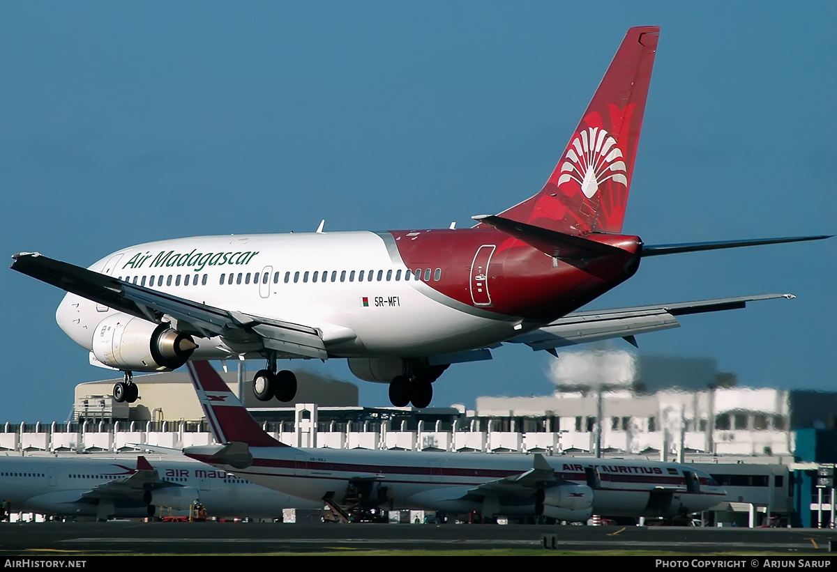 Aircraft Photo of 5R-MFI | Boeing 737-3Q8 | Air Madagascar | AirHistory.net #629141