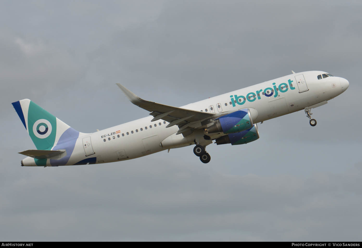 Aircraft Photo of EC-LZD | Airbus A320-214 | Iberojet | AirHistory.net #629156