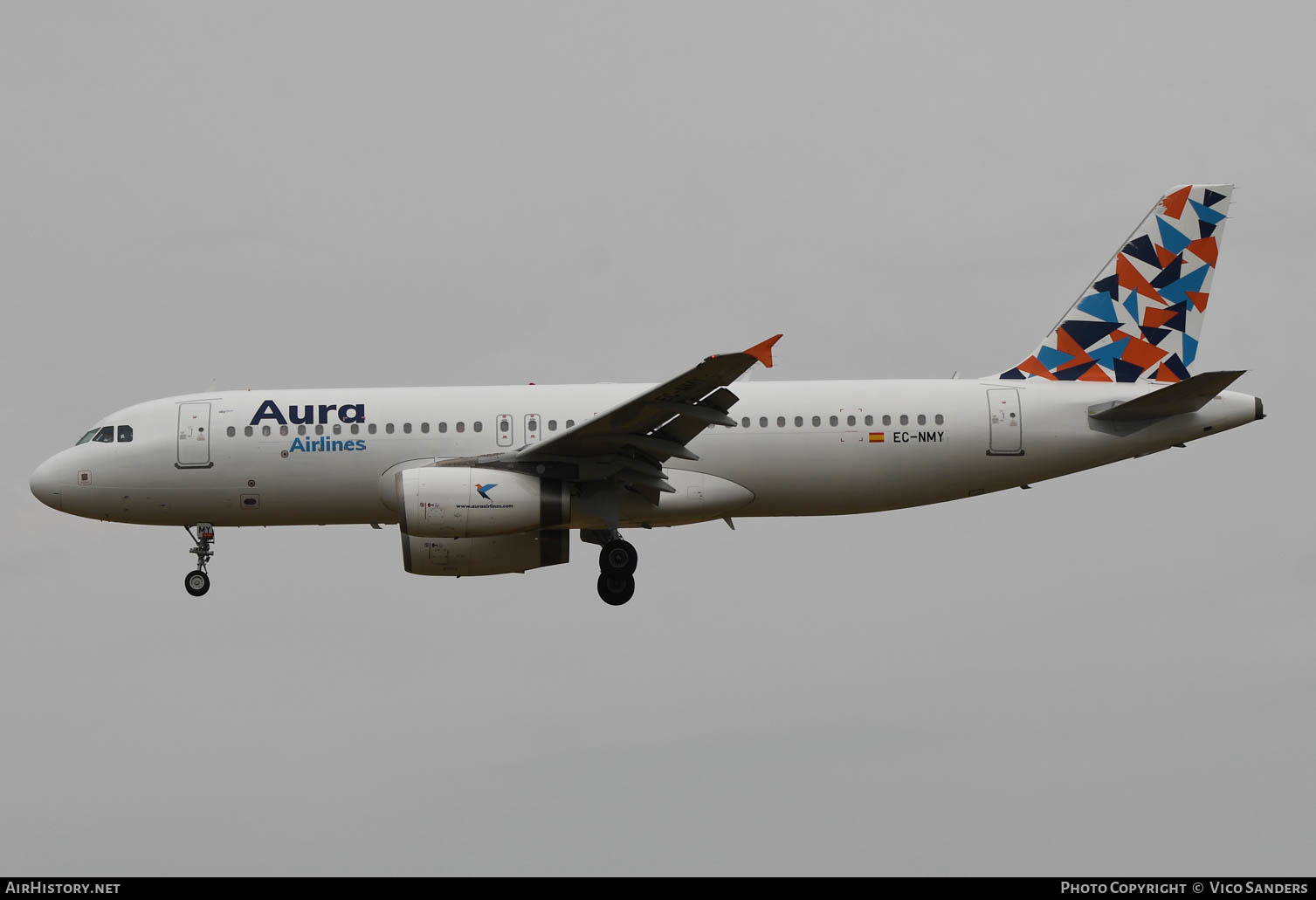 Aircraft Photo of EC-NMY | Airbus A320-232 | Aura Airlines | AirHistory.net #629206