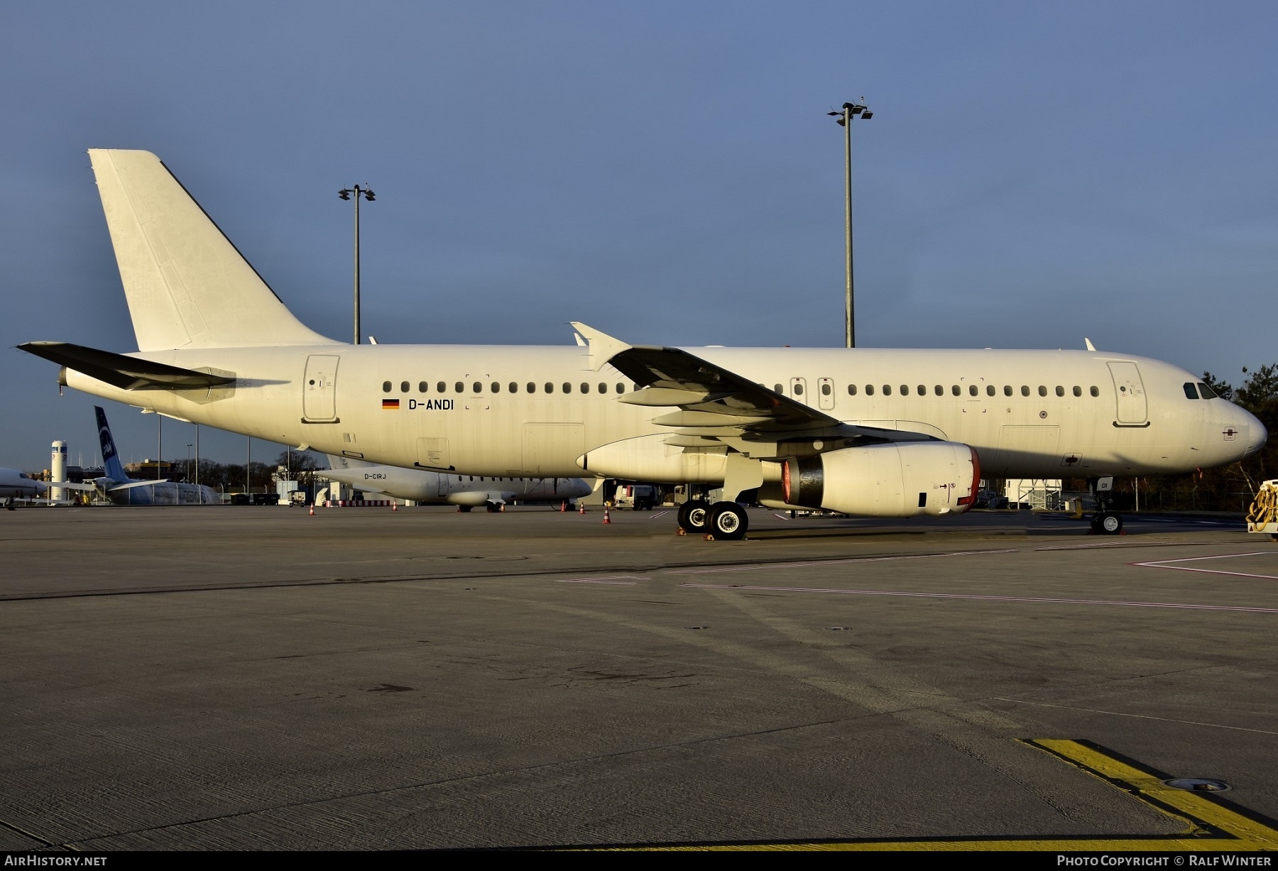 Aircraft Photo of D-ANDI | Airbus A320-232 | Leav Aviation | AirHistory.net #629219
