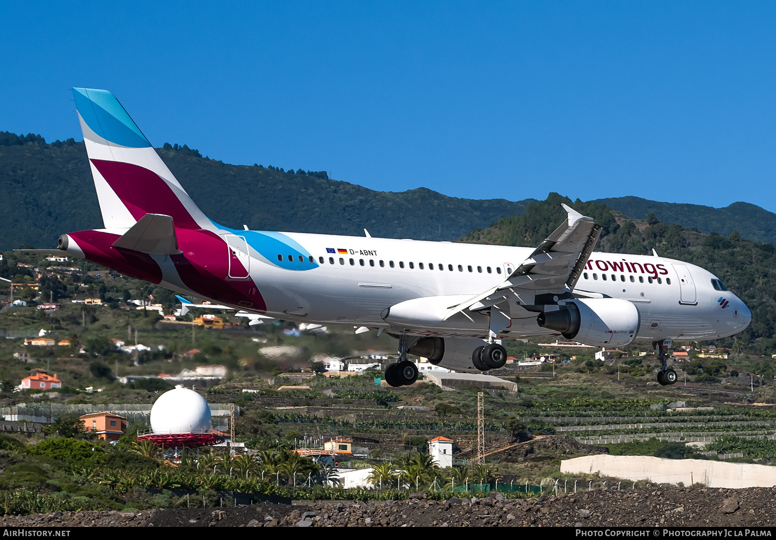 Aircraft Photo of D-ABNT | Airbus A320-214 | Eurowings | AirHistory.net #629240