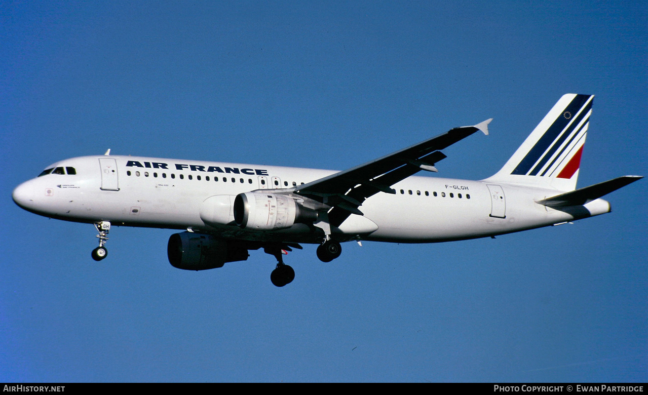 Aircraft Photo of F-GLGH | Airbus A320-212 | Air France | AirHistory.net #629408