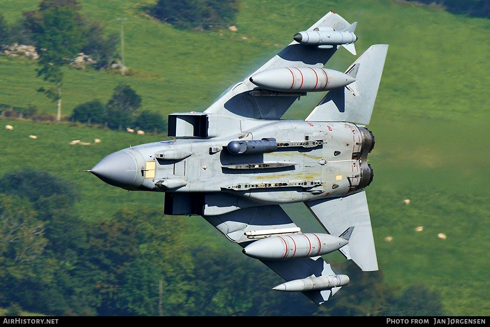 Aircraft Photo of ZA542 | Panavia Tornado GR4 | UK - Air Force | AirHistory.net #629473