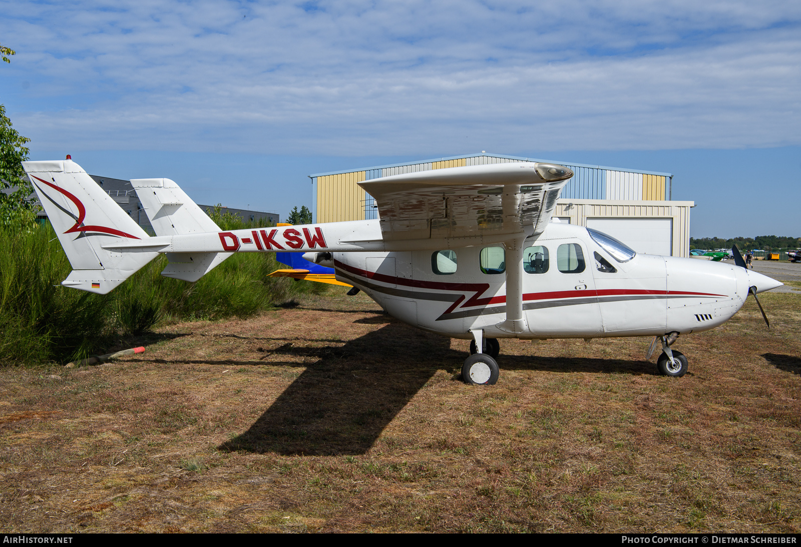Aircraft Photo of D-IKSW | Cessna T337G Pressurized Skymaster | AirHistory.net #629592