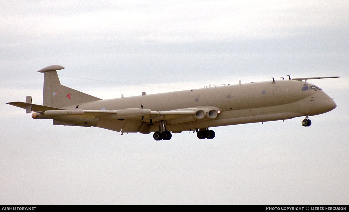 Aircraft Photo of XW665 | Hawker Siddeley Nimrod R1 | UK - Air Force | AirHistory.net #629601
