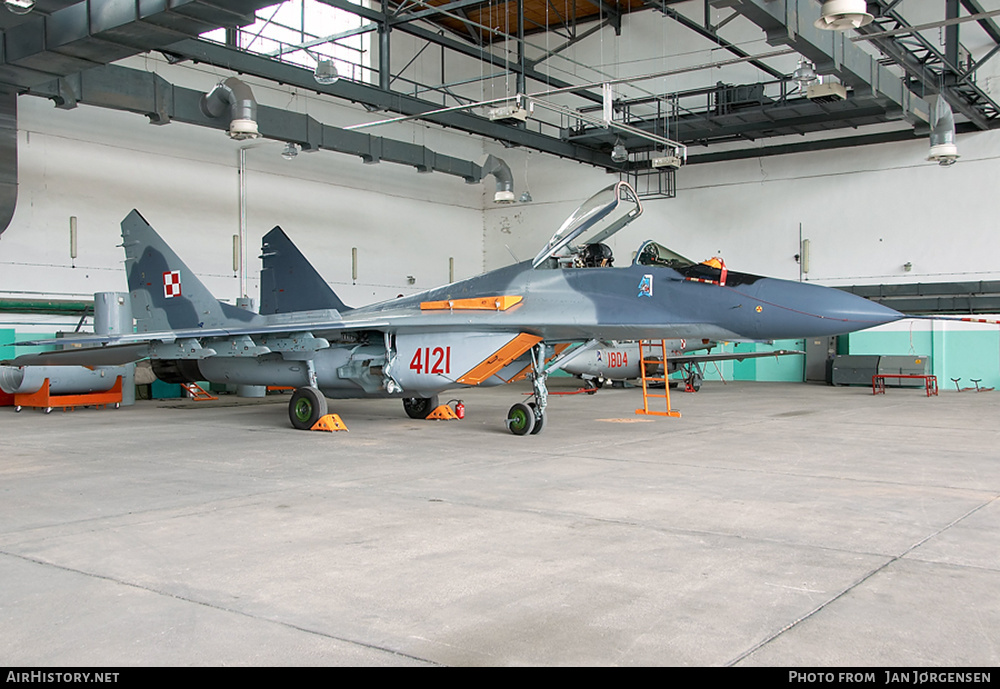 Aircraft Photo of 4121 | Mikoyan-Gurevich MiG-29G (9-12) | Poland - Air Force | AirHistory.net #629646