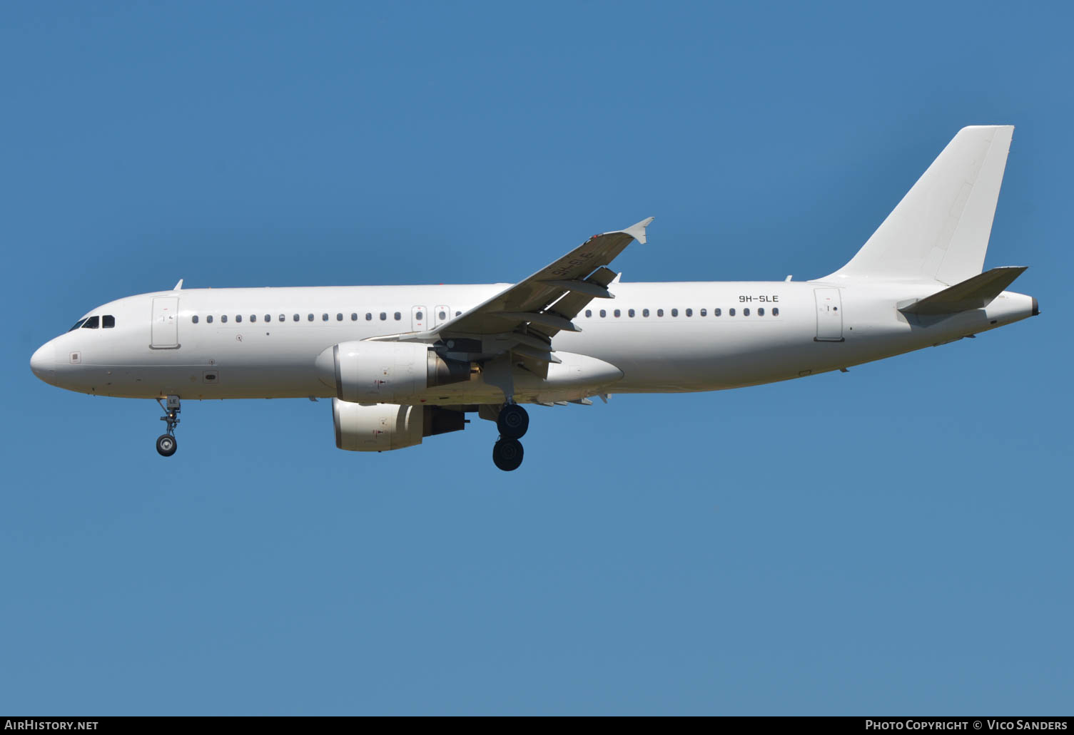 Aircraft Photo of 9H-SLE | Airbus A320-214 | AirHistory.net #629671