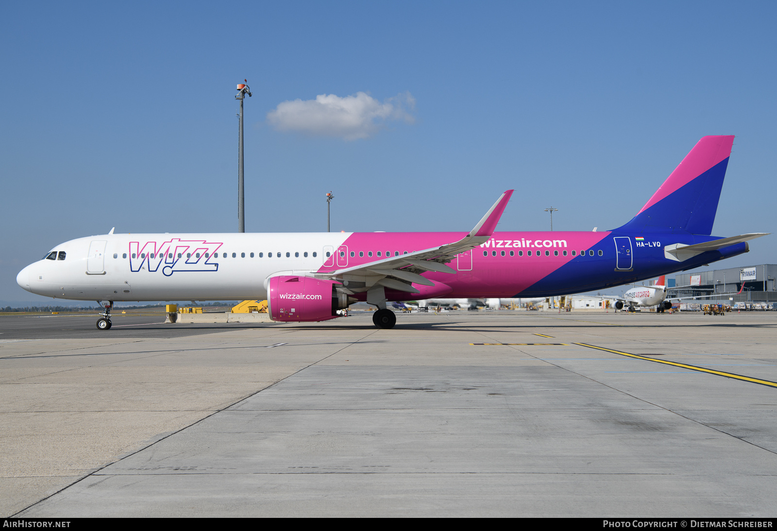 Aircraft Photo of HA-LVQ | Airbus A321-271NX | Wizz Air | AirHistory.net #629720