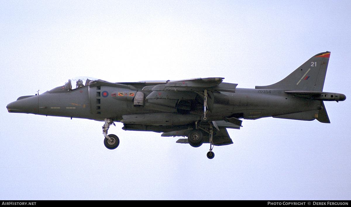 Aircraft Photo of ZD354 | British Aerospace Harrier GR5 | UK - Air Force | AirHistory.net #629815