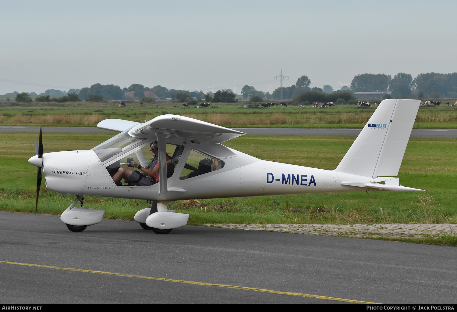 Aircraft Photo of D-MNEA | Aeroprakt A-32 Vixxen | AirHistory.net #629882