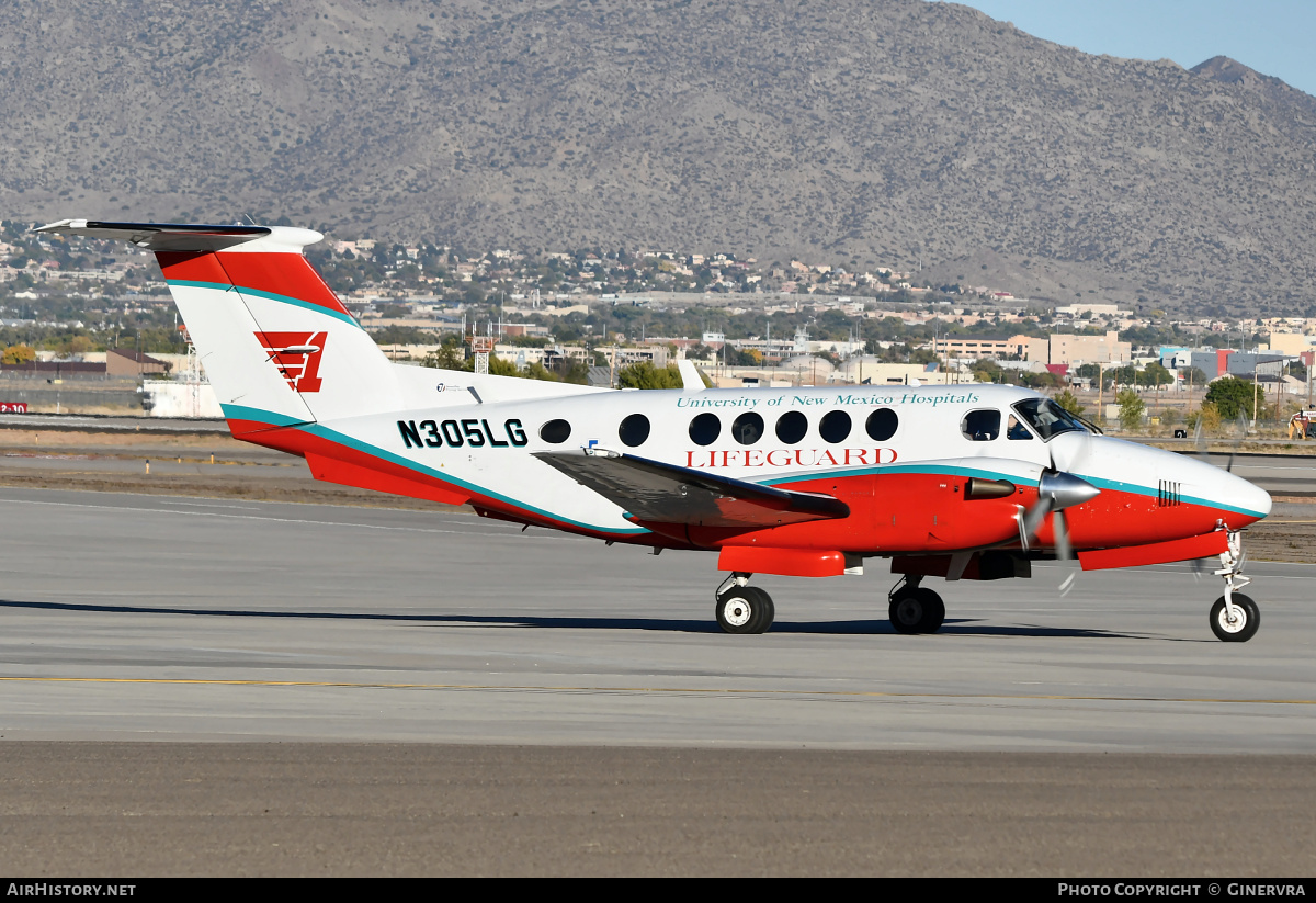 Aircraft Photo of N305LG | Beech B200 Super King Air | University of New Mexico Hospitals - LifeGuard | AirHistory.net #629932