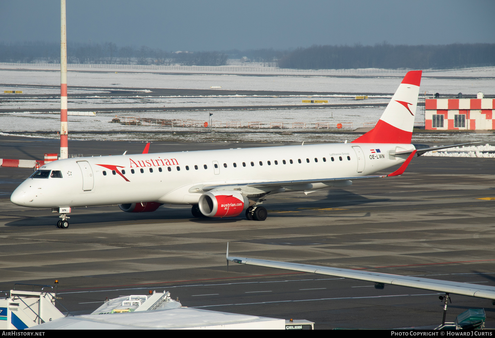 Aircraft Photo of OE-LWN | Embraer 195LR (ERJ-190-200LR) | Austrian Airlines | AirHistory.net #630009