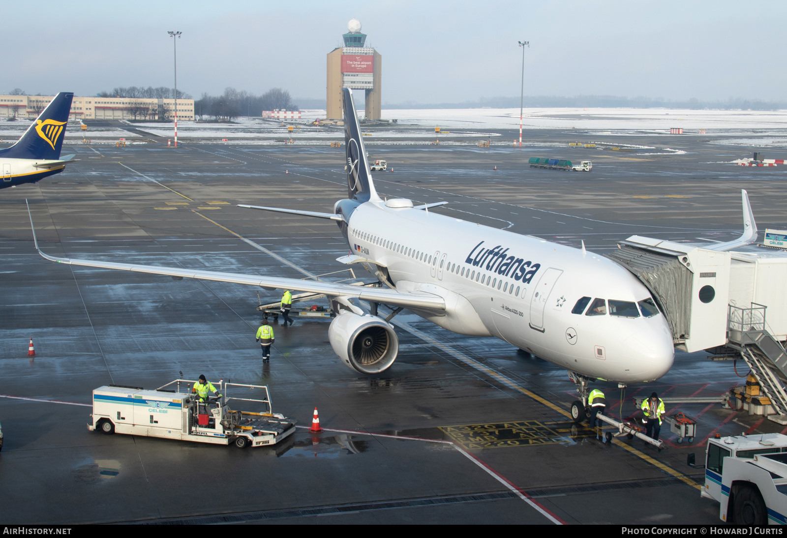 Aircraft Photo of D-AIUN | Airbus A320-214 | Lufthansa | AirHistory.net #630013