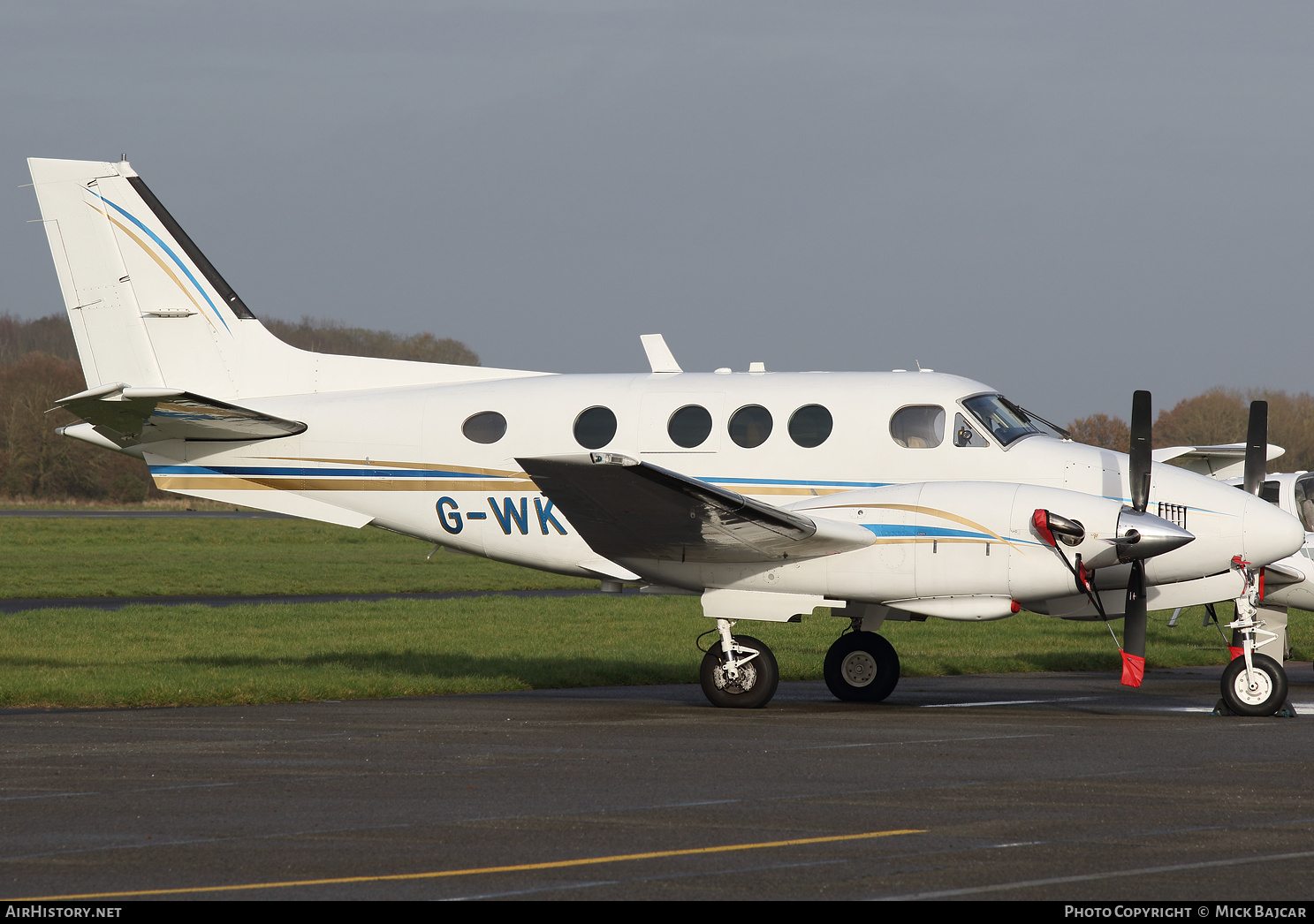 Aircraft Photo of G-WKTS | Beech E90 King Air | AirHistory.net #630078