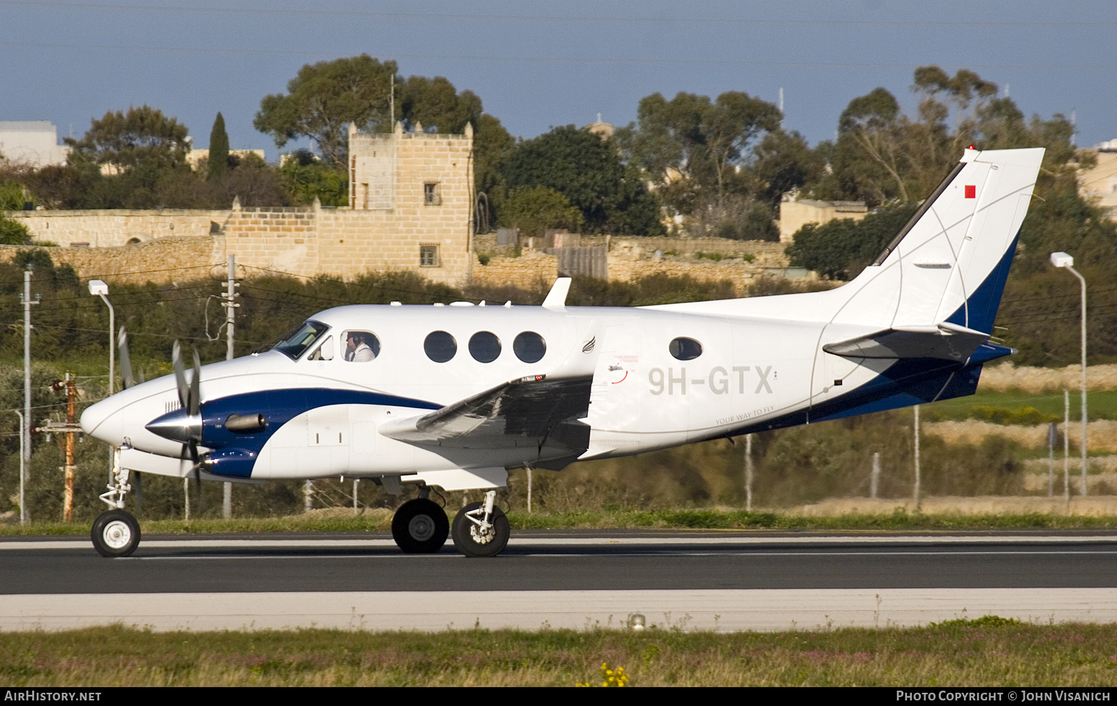 Aircraft Photo of 9H-GTX | Hawker Beechcraft C90GTi King Air | AirHistory.net #630134