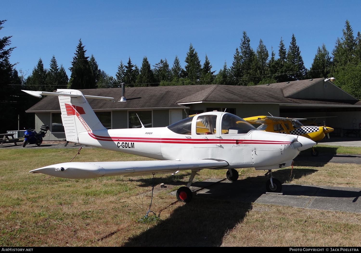 Aircraft Photo of C-GDLM | Piper PA-38-112 Tomahawk | AirHistory.net #630210