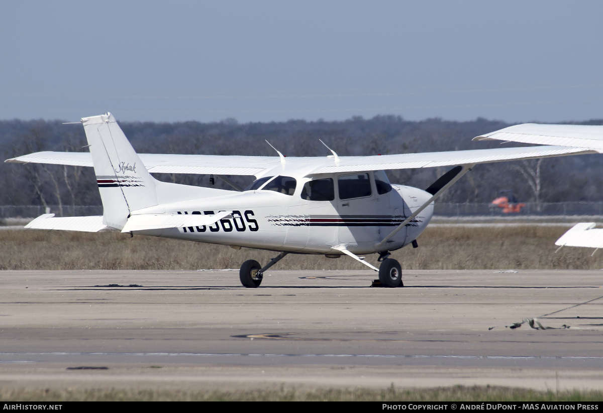 Aircraft Photo of N9560S | Cessna 172R Skyhawk II | AirHistory.net #630217