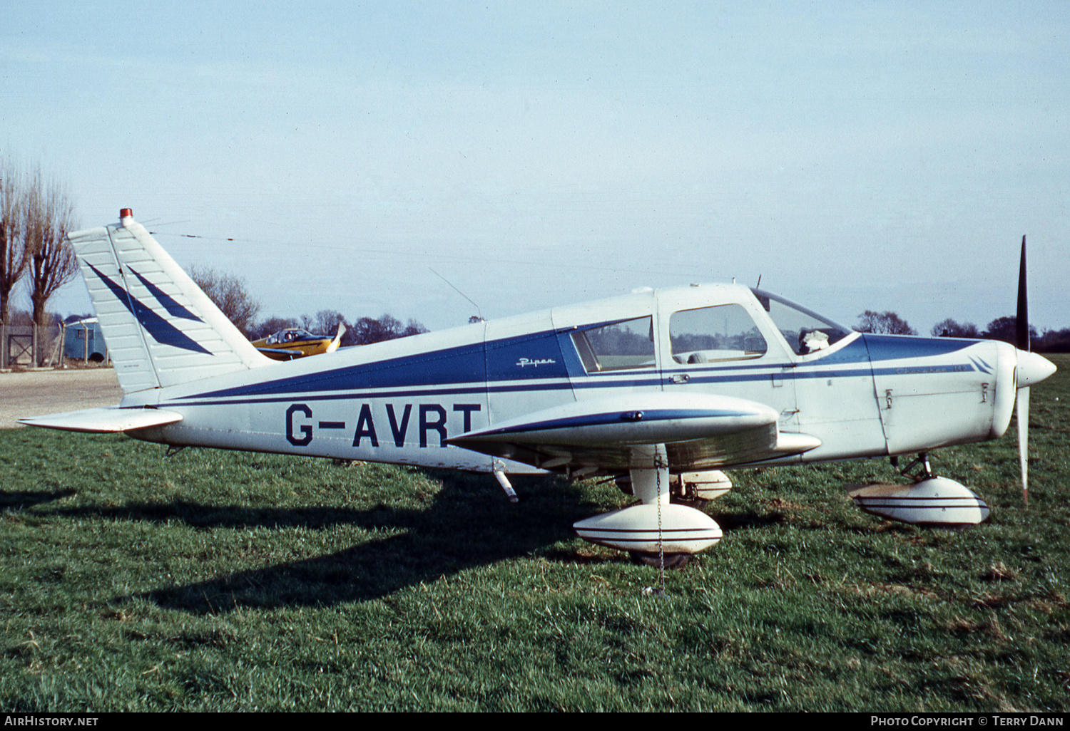 Aircraft Photo of G-AVRT | Piper PA-28-140 Cherokee | AirHistory.net #630302