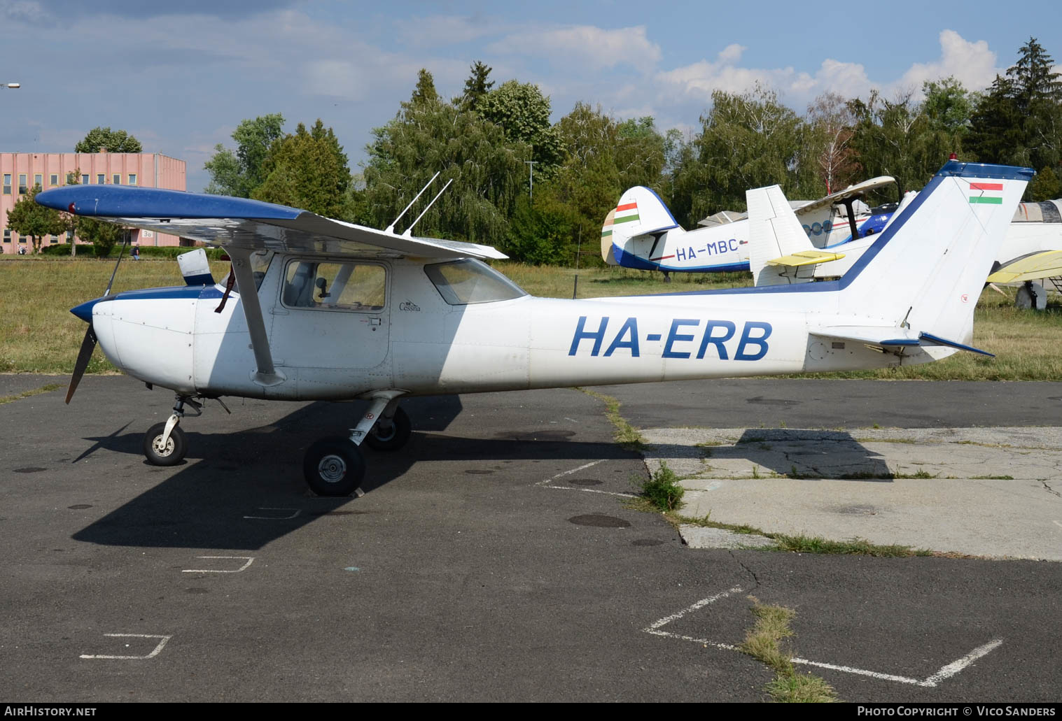 Aircraft Photo of HA-ERB | Cessna 150L | AirHistory.net #630351