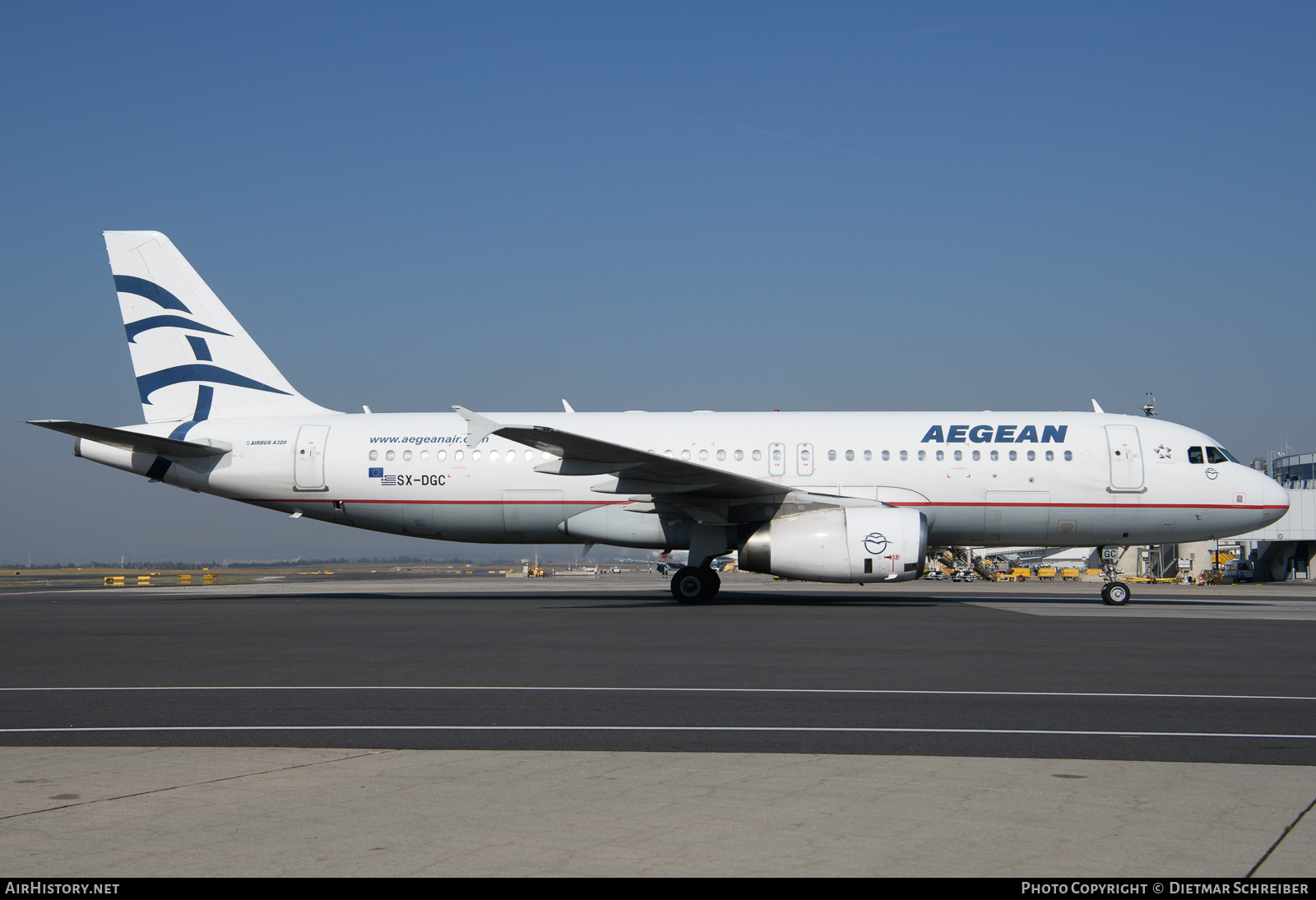 Aircraft Photo of SX-DGC | Airbus A320-232 | Aegean Airlines | AirHistory.net #630355