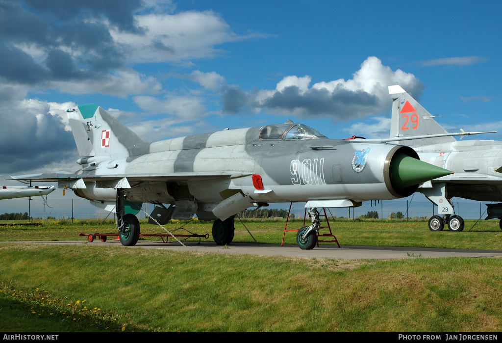 Aircraft Photo of 9011 | Mikoyan-Gurevich MiG-21MF | Poland - Air Force | AirHistory.net #630368