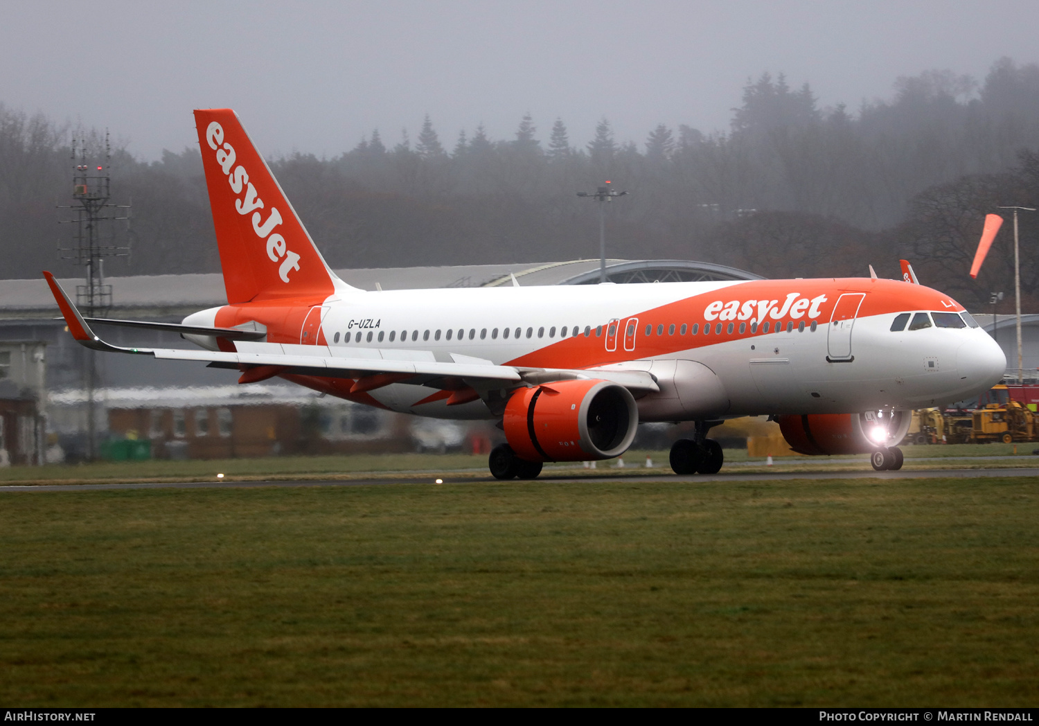 Aircraft Photo of G-UZLA | Airbus A320-251N | EasyJet | AirHistory.net #630369