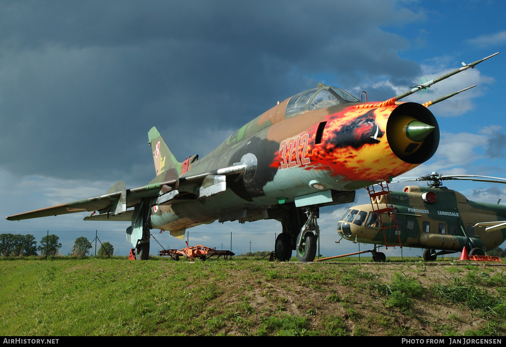 Aircraft Photo of 3212 | Sukhoi Su-22M4 | Poland - Air Force | AirHistory.net #630383