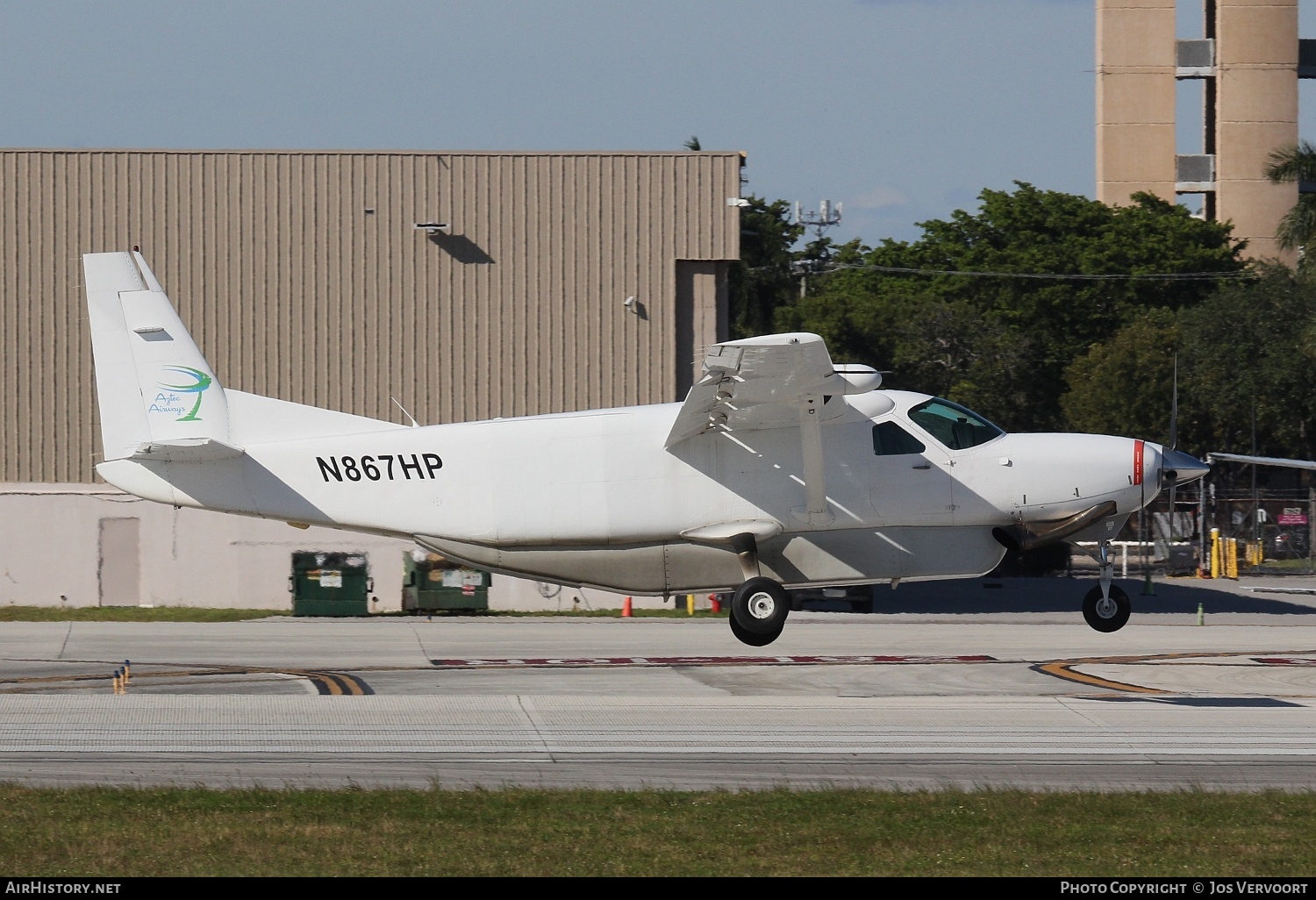 Aircraft Photo of N867HP | Cessna 208B Super Cargomaster | Aztec Airways | AirHistory.net #630393