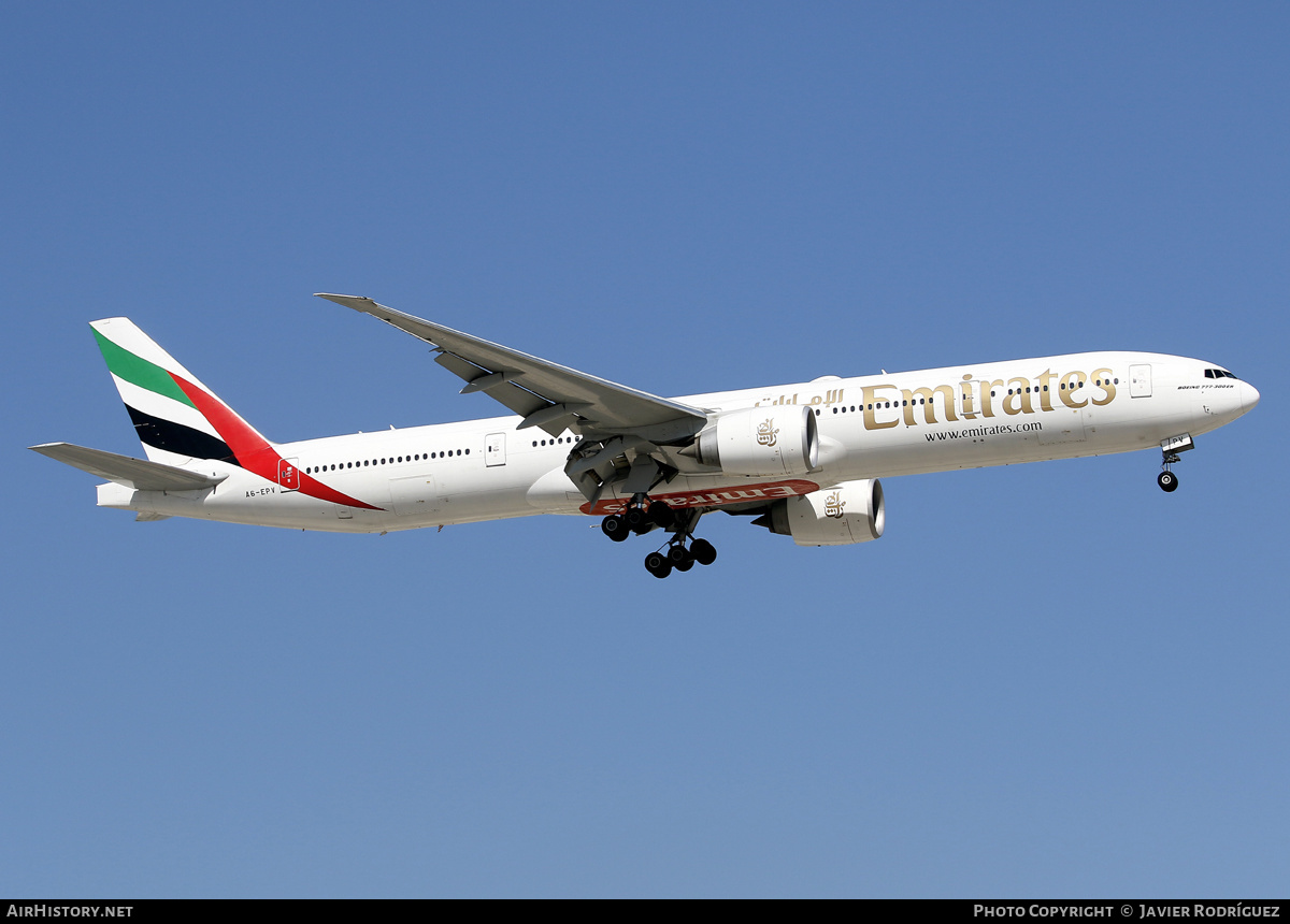 Aircraft Photo of A6-EPV | Boeing 777-300/ER | Emirates | AirHistory.net #630407