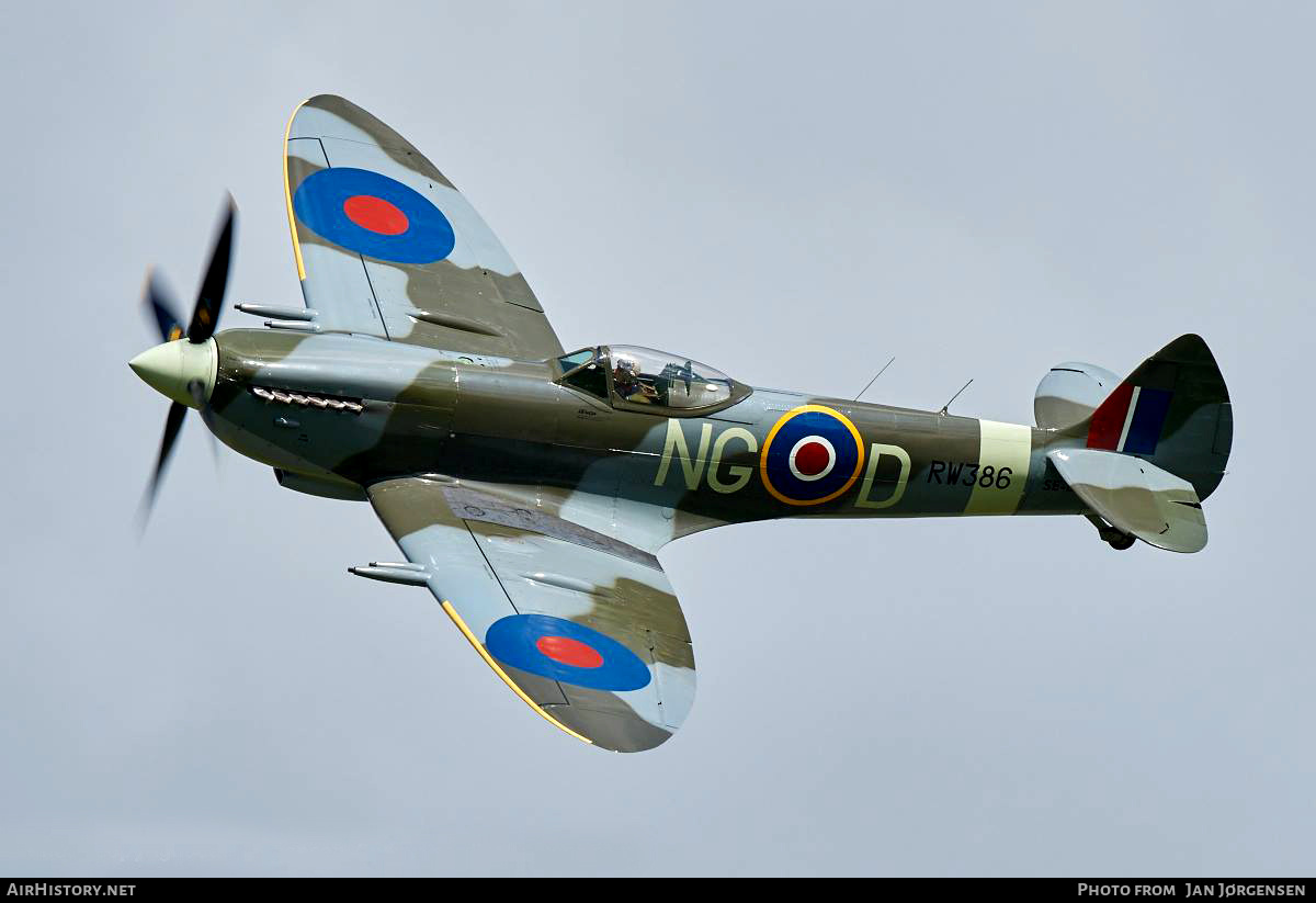 Aircraft Photo of SE-BIR / RW386 | Supermarine 361 Spitfire LF16E | UK - Air Force | AirHistory.net #630409