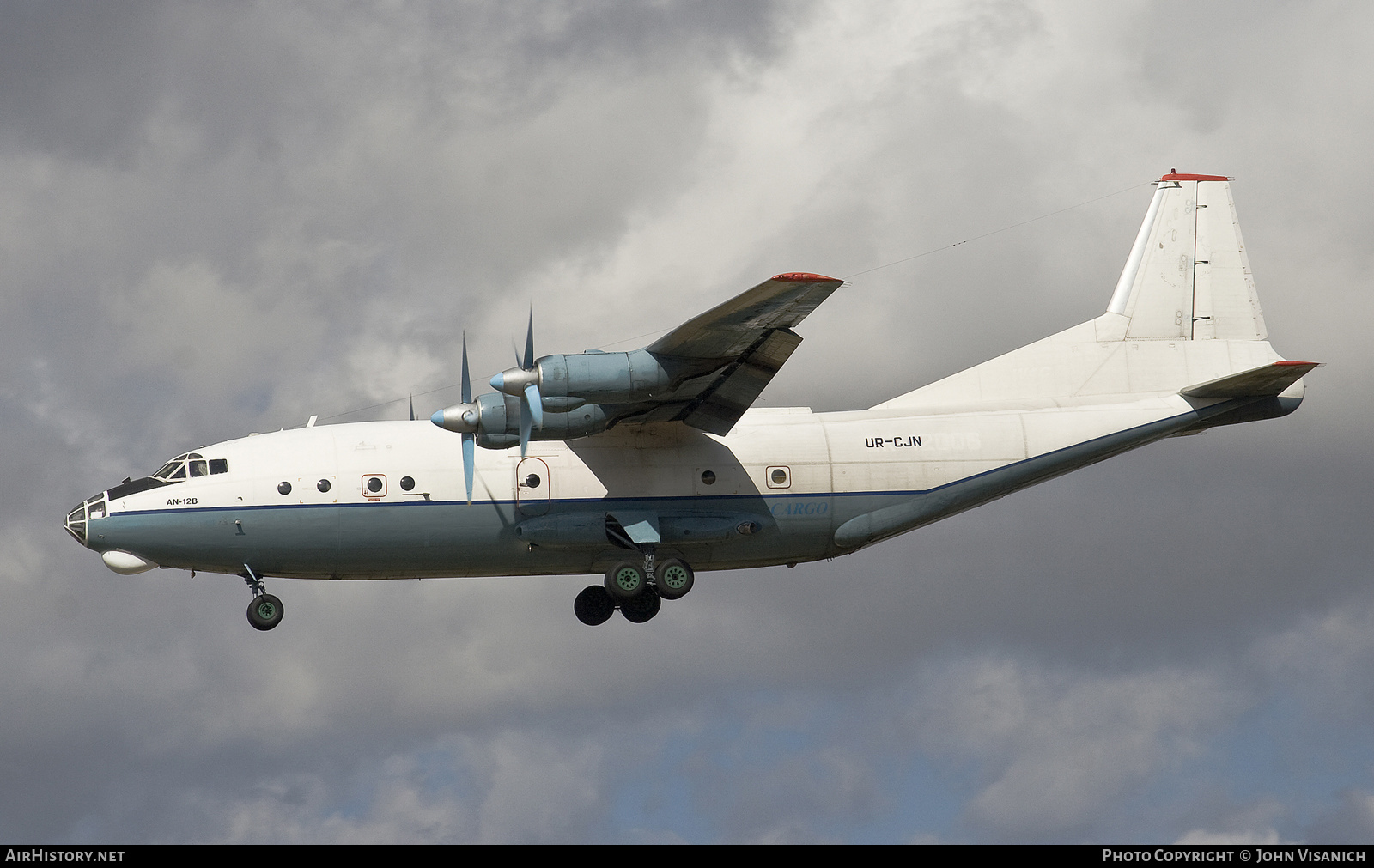 Aircraft Photo of UR-CJN | Antonov An-12B | AirHistory.net #630496