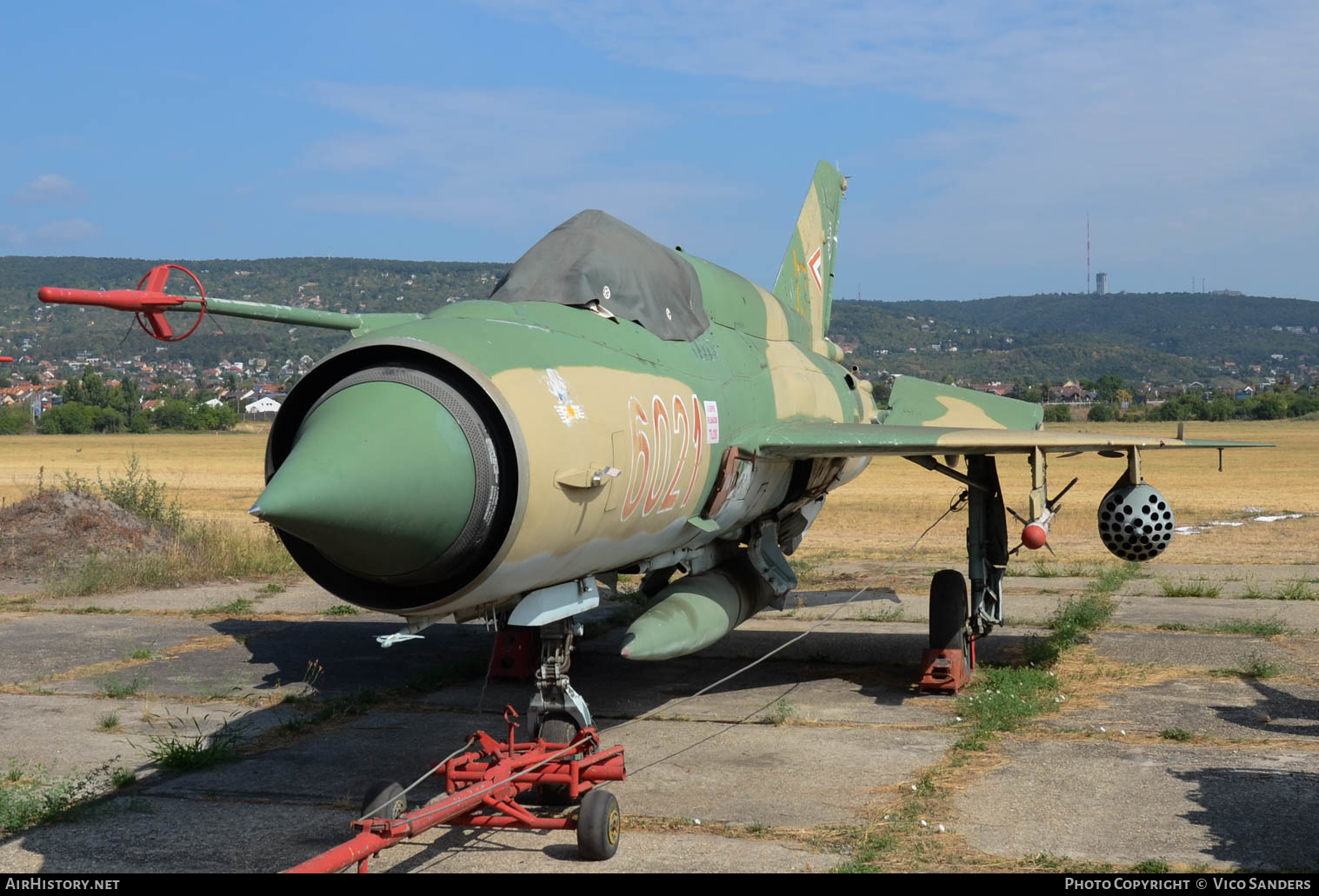Aircraft Photo of 6021 | Mikoyan-Gurevich MiG-21bis | Hungary - Air Force | AirHistory.net #630550