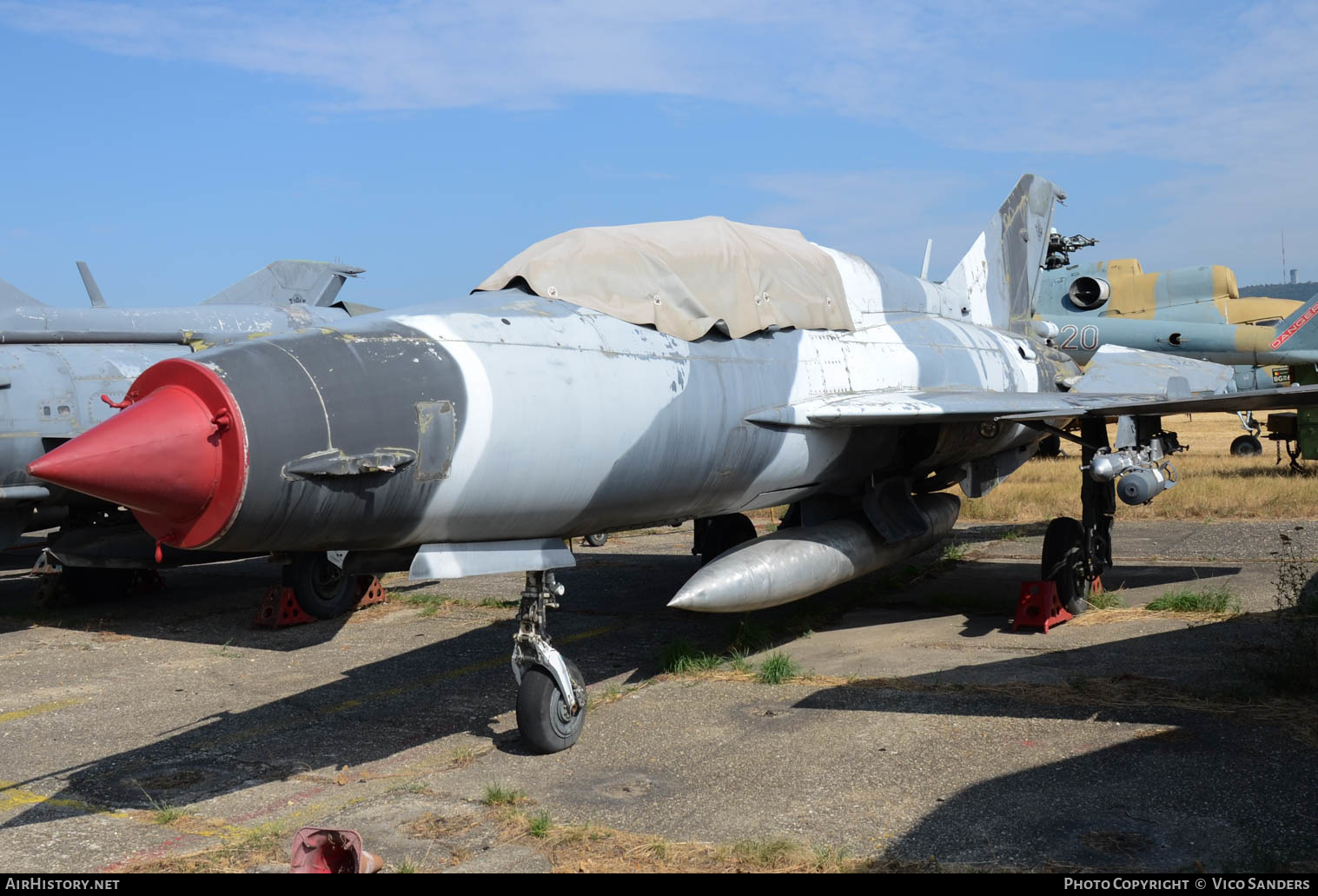 Aircraft Photo of 086 | Mikoyan-Gurevich MiG-21UM | Hungary - Air Force | AirHistory.net #630551