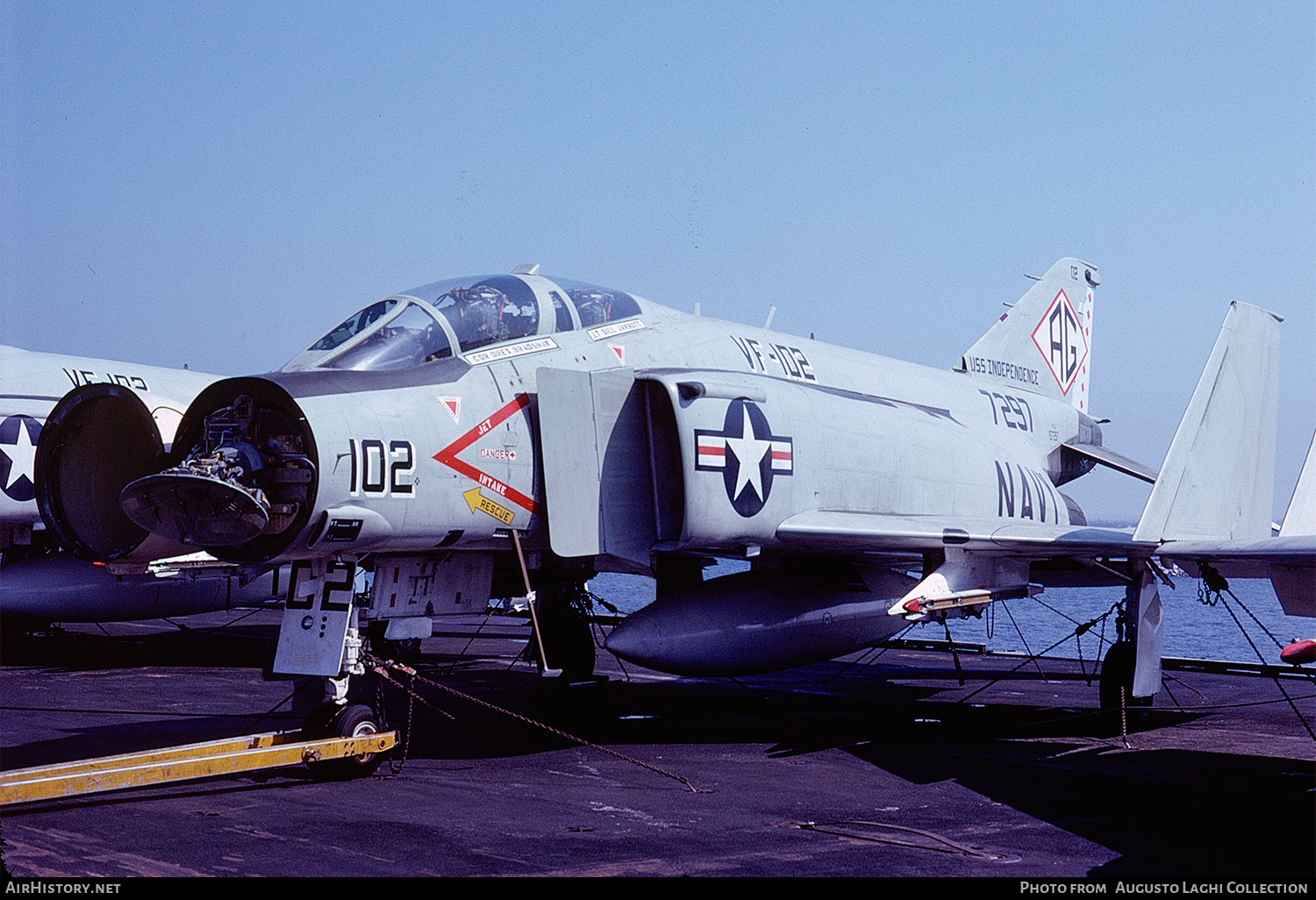 Aircraft Photo of 157297 | McDonnell Douglas F-4J Phantom II | USA - Navy | AirHistory.net #630571