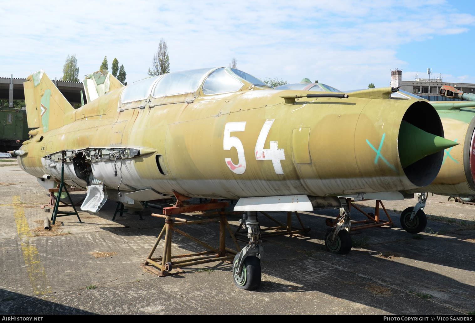 Aircraft Photo of 54 | Mikoyan-Gurevich MiG-21UM | Hungary - Air Force | AirHistory.net #630592