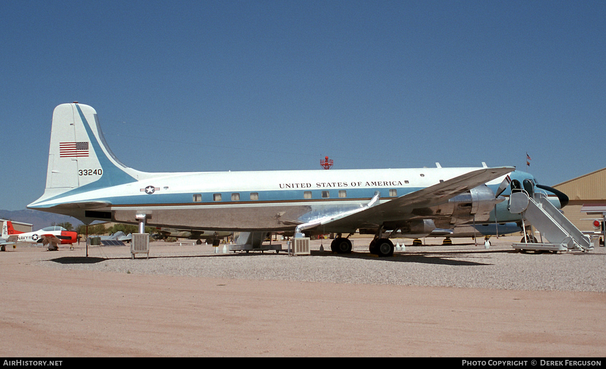 Aircraft Photo of 53-3240 / 33240 | Douglas VC-118A Liftmaster (DC-6A) | USA - Air Force | AirHistory.net #630612