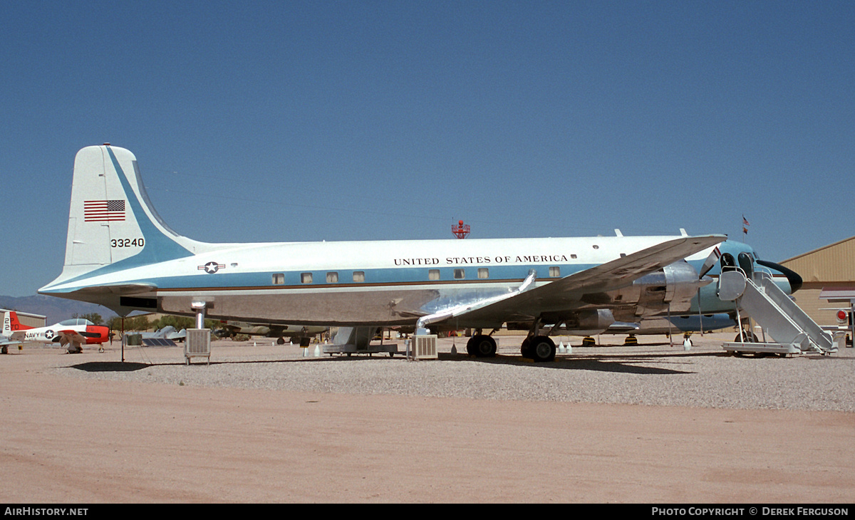 Aircraft Photo of 53-3240 / 33240 | Douglas VC-118A Liftmaster | USA - Air Force | AirHistory.net #630612