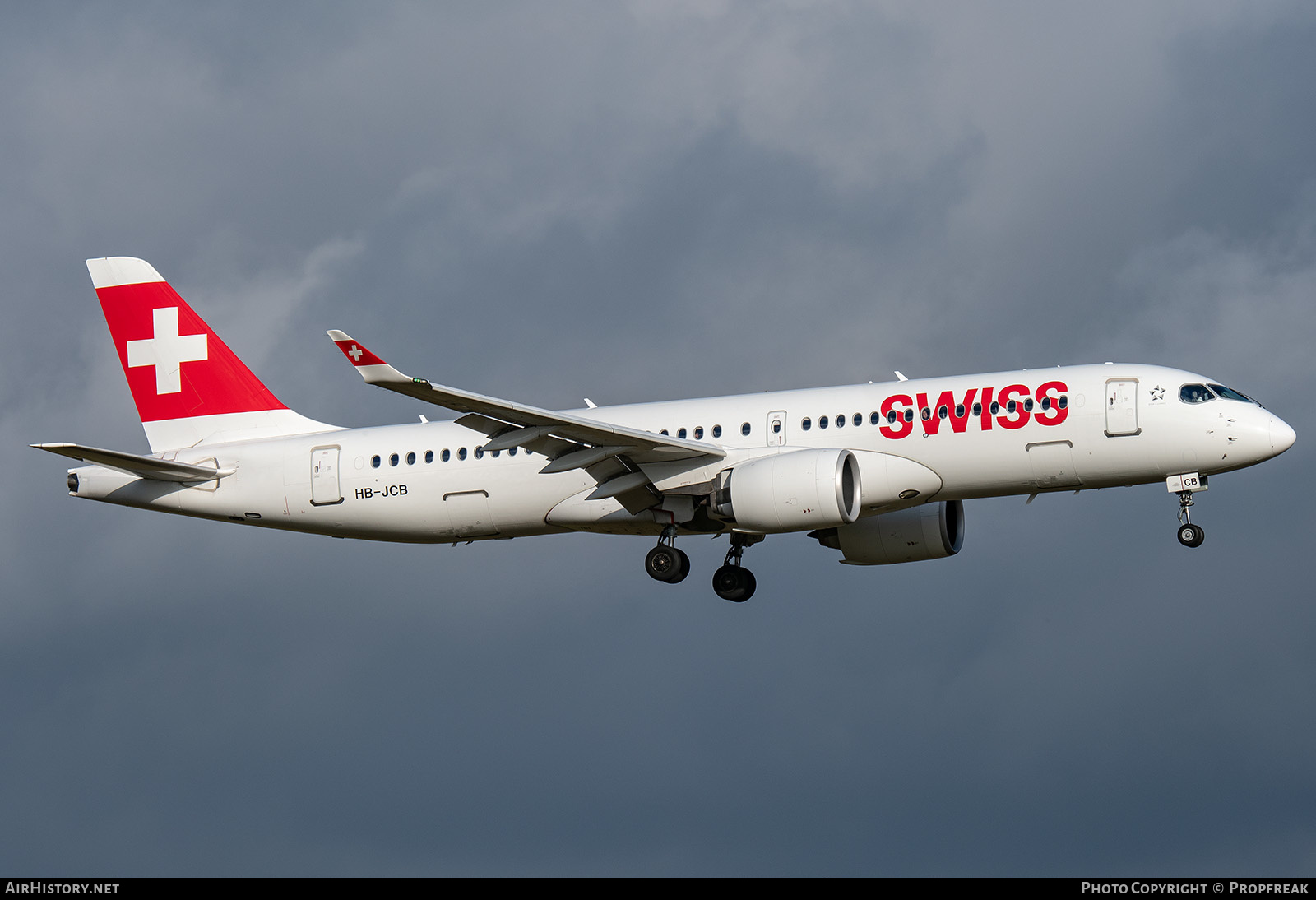 Aircraft Photo of HB-JCB | Bombardier CSeries CS300 (BD-500-1A11) | Swiss International Air Lines | AirHistory.net #630635