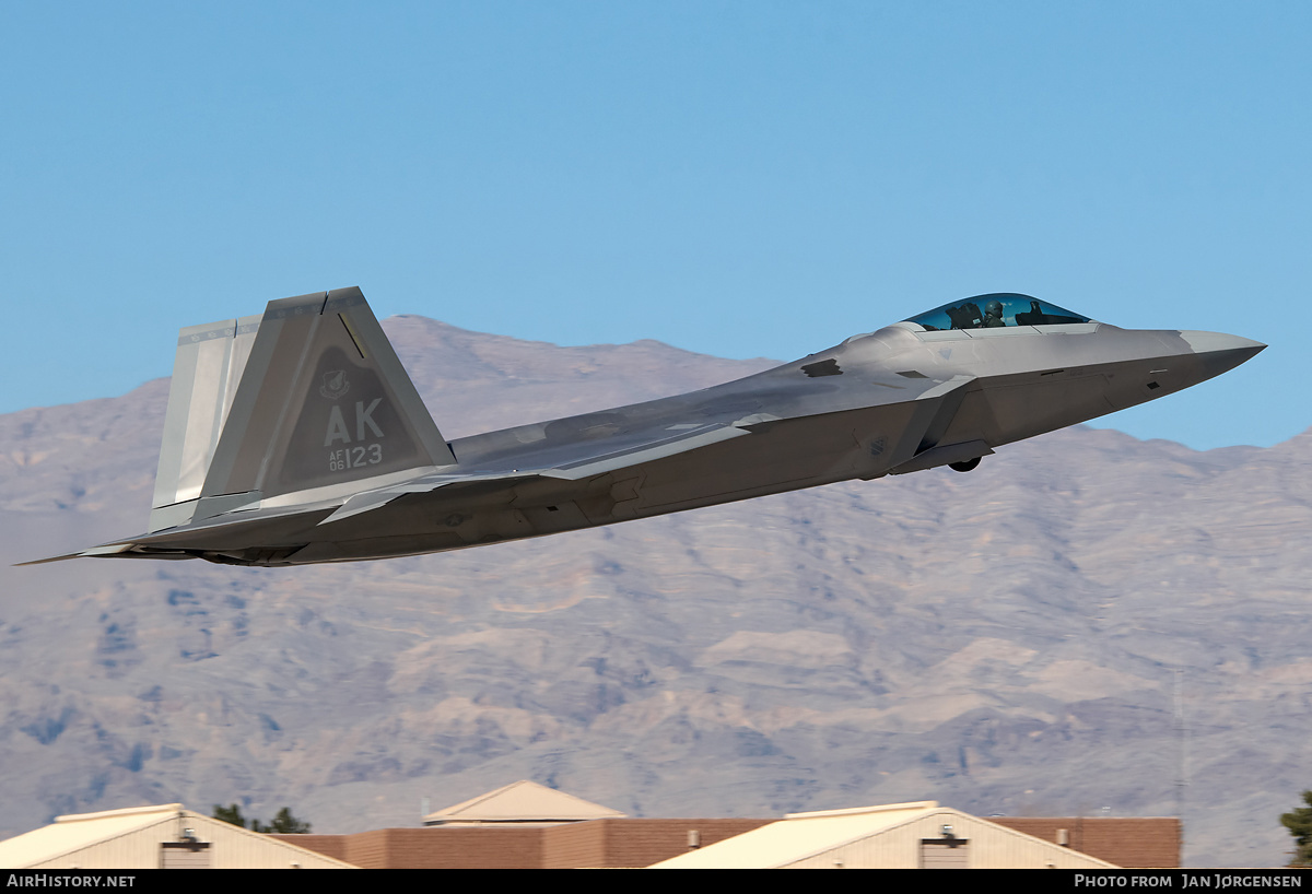 Aircraft Photo of 06-4123 / AF06-123 | Lockheed Martin F-22A Raptor | USA - Air Force | AirHistory.net #630659