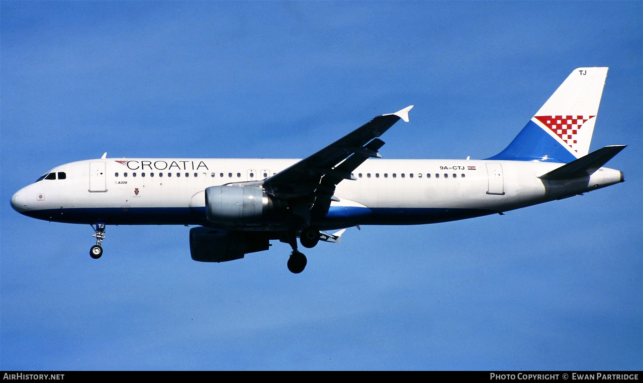 Aircraft Photo of 9A-CTJ | Airbus A320-214 | Croatia Airlines | AirHistory.net #630676