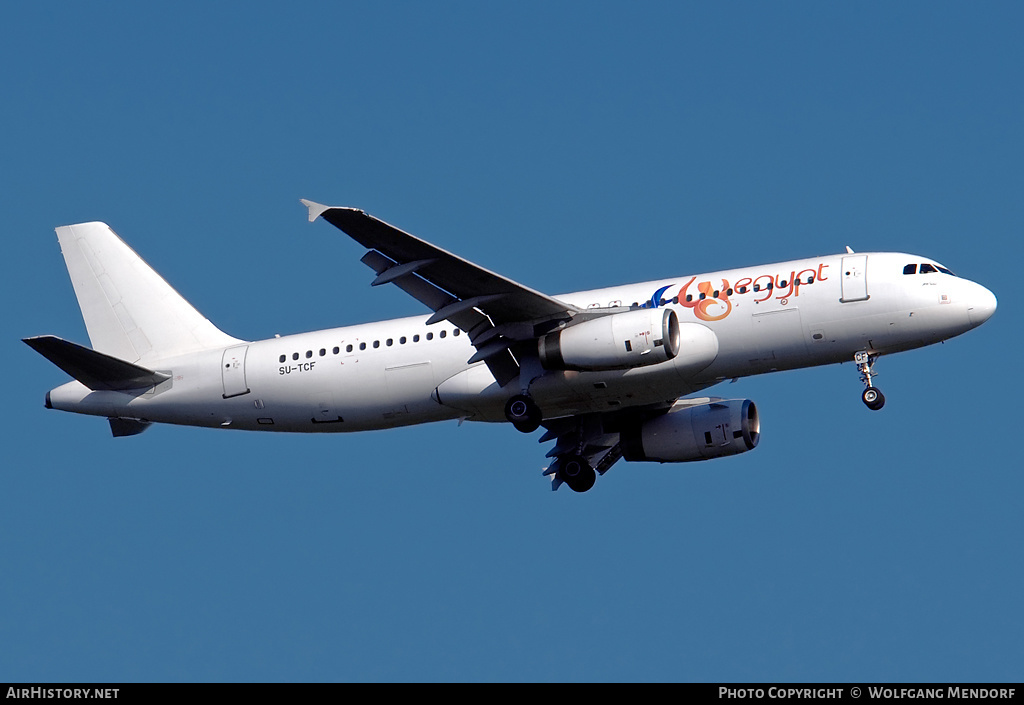 Aircraft Photo of SU-TCF | Airbus A320-232 | FlyEgypt | AirHistory.net #630699