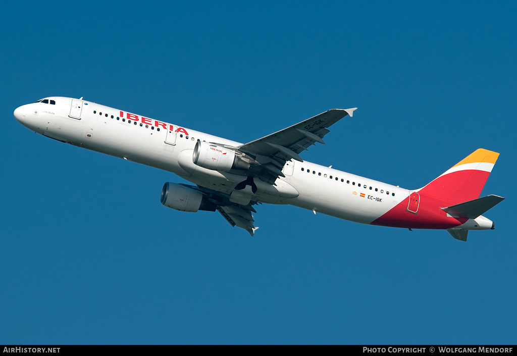 Aircraft Photo of EC-IGK | Airbus A321-213 | Iberia | AirHistory.net #630748