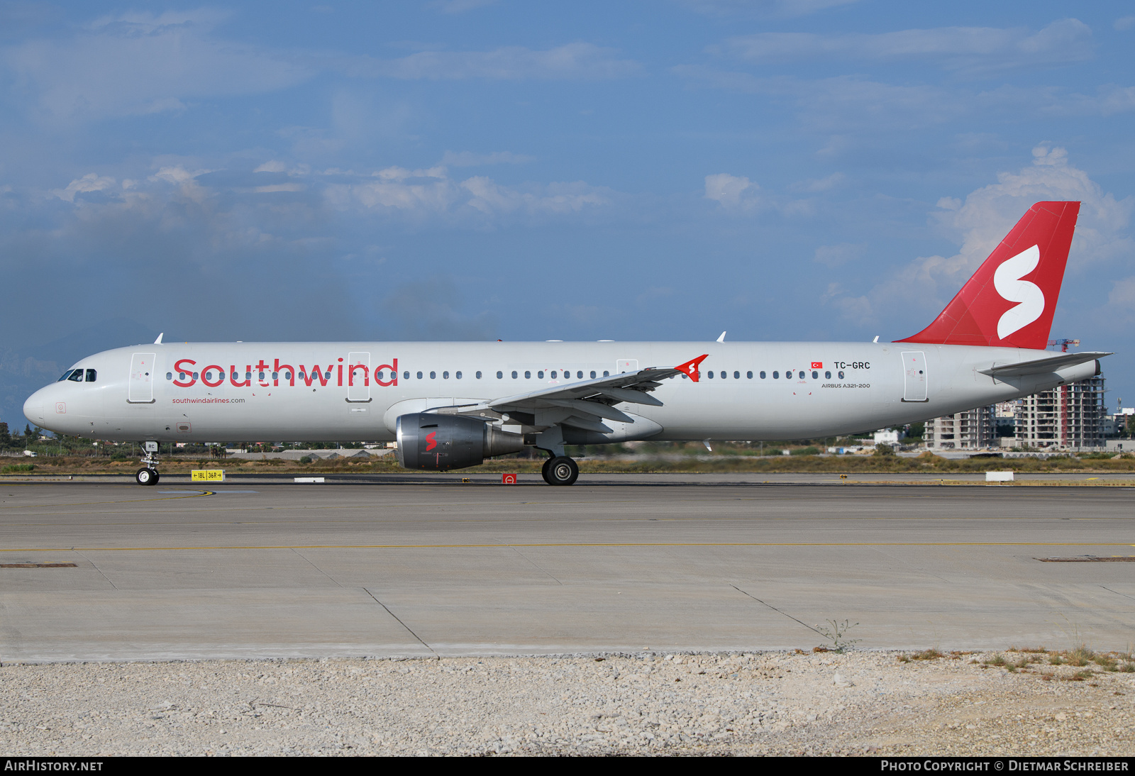 Aircraft Photo of TC-GRC | Airbus A321-211 | Southwind Airlines | AirHistory.net #630782
