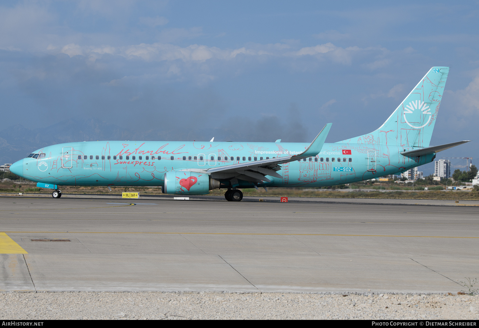 Aircraft Photo of TC-SOZ | Boeing 737-8HX | SunExpress | AirHistory.net #630784