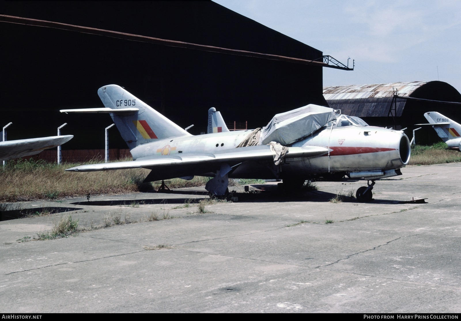 Aircraft Photo of CF905 | Mikoyan-Gurevich MiG-17F | Sri Lanka - Air Force | AirHistory.net #630799