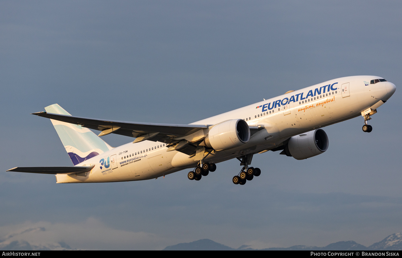Aircraft Photo of CS-TSW | Boeing 777-243/ER | Euro Atlantic Airways | AirHistory.net #630820
