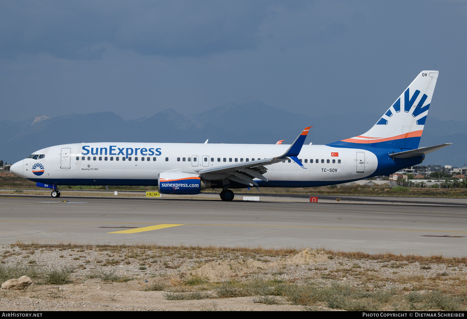 Aircraft Photo of TC-SOV | Boeing 737-8HC | SunExpress | AirHistory.net #630915