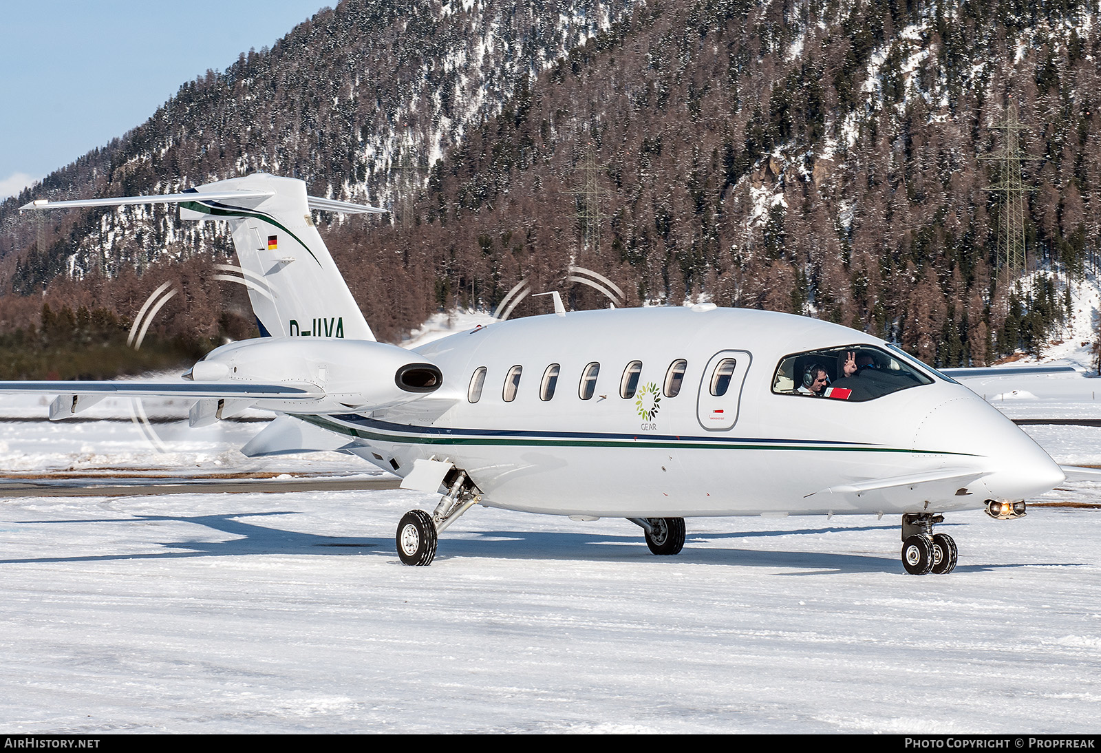 Aircraft Photo of D-IIVA | Piaggio P-180 Avanti | AirHistory.net #630930